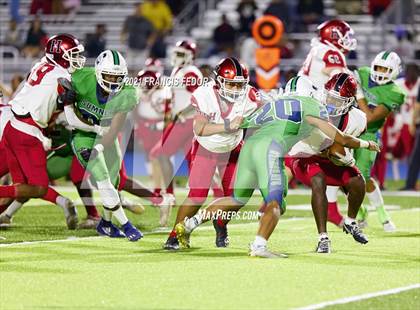 Thumbnail 2 in Sumner vs. Hillsborough (FHSAA 6A Regional Semifinal) photogallery.