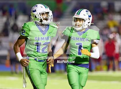 Thumbnail 3 in Sumner vs. Hillsborough (FHSAA 6A Regional Semifinal) photogallery.