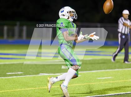 Thumbnail 2 in Sumner vs. Hillsborough (FHSAA 6A Regional Semifinal) photogallery.