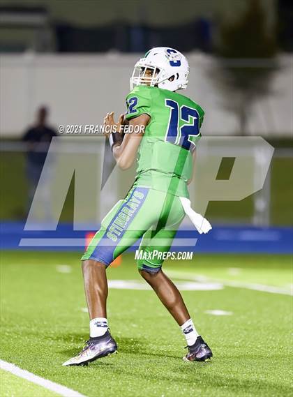 Thumbnail 3 in Sumner vs. Hillsborough (FHSAA 6A Regional Semifinal) photogallery.