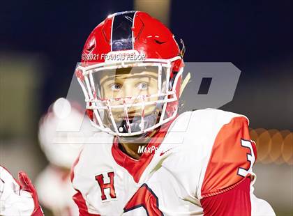 Thumbnail 3 in Sumner vs. Hillsborough (FHSAA 6A Regional Semifinal) photogallery.