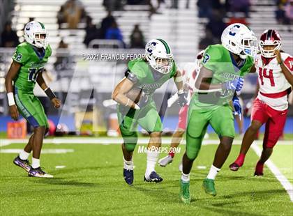 Thumbnail 1 in Sumner vs. Hillsborough (FHSAA 6A Regional Semifinal) photogallery.