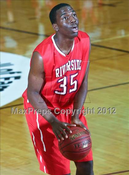 Thumbnail 3 in Gonzaga vs Riverside (Spalding Hoophall Classic) photogallery.