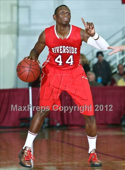 Thumbnail 2 in Gonzaga vs Riverside (Spalding Hoophall Classic) photogallery.