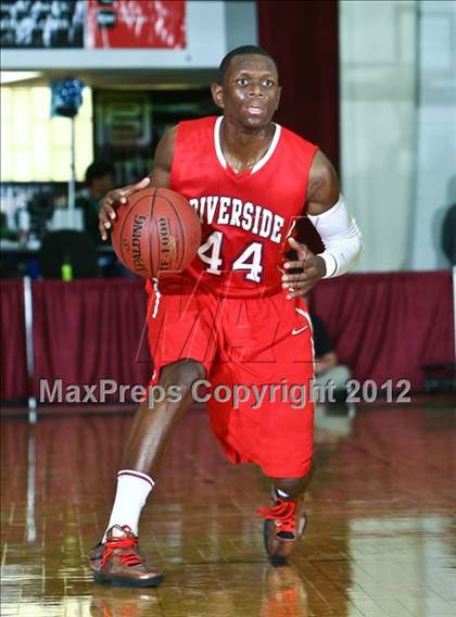 Thumbnail 2 in Gonzaga vs Riverside (Spalding Hoophall Classic) photogallery.