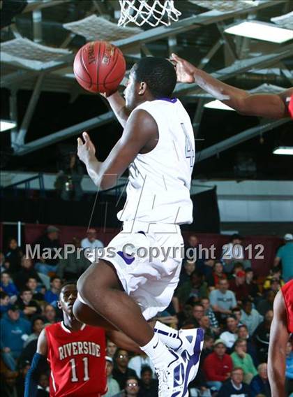 Thumbnail 3 in Gonzaga vs Riverside (Spalding Hoophall Classic) photogallery.