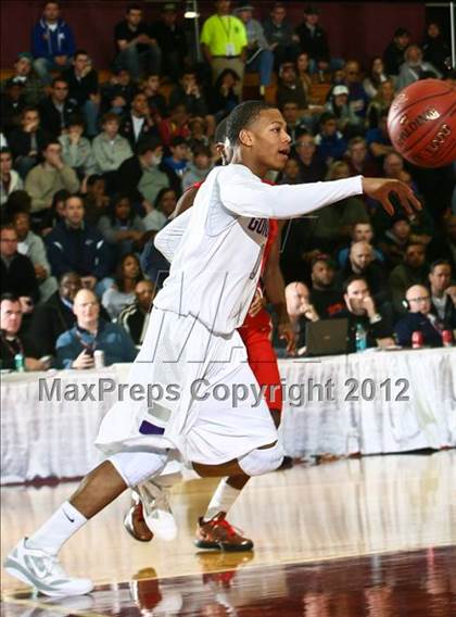 Thumbnail 3 in Gonzaga vs Riverside (Spalding Hoophall Classic) photogallery.