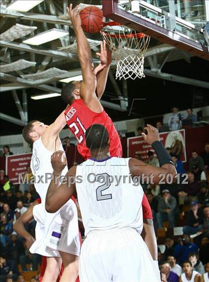 Thumbnail 1 in Gonzaga vs Riverside (Spalding Hoophall Classic) photogallery.