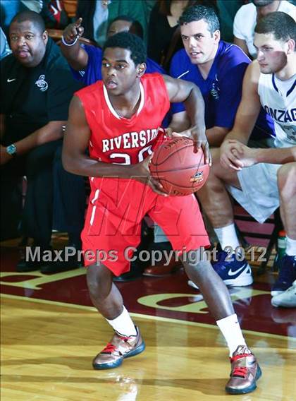 Thumbnail 1 in Gonzaga vs Riverside (Spalding Hoophall Classic) photogallery.