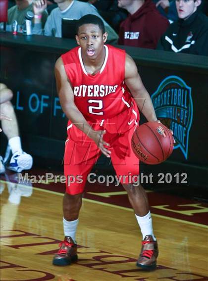 Thumbnail 2 in Gonzaga vs Riverside (Spalding Hoophall Classic) photogallery.