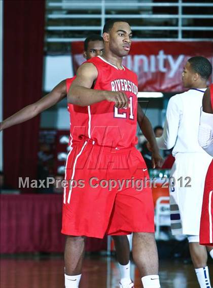Thumbnail 1 in Gonzaga vs Riverside (Spalding Hoophall Classic) photogallery.