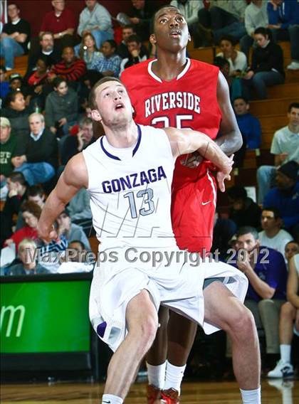 Thumbnail 3 in Gonzaga vs Riverside (Spalding Hoophall Classic) photogallery.