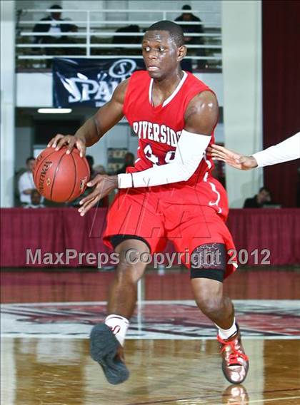 Thumbnail 3 in Gonzaga vs Riverside (Spalding Hoophall Classic) photogallery.