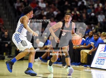 Thumbnail 2 in Washington vs Vashon (Bass Pro Shop Tournament of Champions) photogallery.