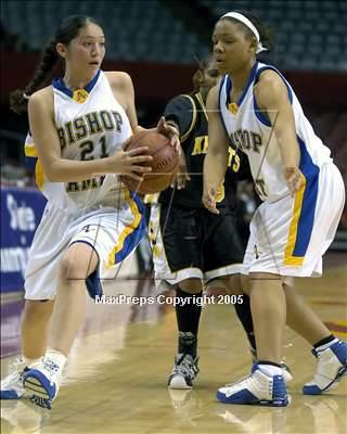 Thumbnail 1 in Bishop Amat vs. Bishop Montgomery (SoCal D3 Final) photogallery.