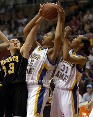 Thumbnail 1 in Bishop Amat vs. Bishop Montgomery (SoCal D3 Final) photogallery.