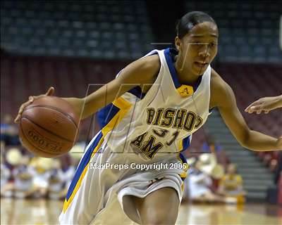 Thumbnail 1 in Bishop Amat vs. Bishop Montgomery (SoCal D3 Final) photogallery.
