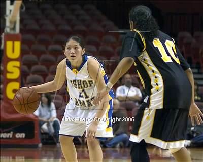 Thumbnail 3 in Bishop Amat vs. Bishop Montgomery (SoCal D3 Final) photogallery.