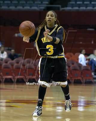 Thumbnail 3 in Bishop Amat vs. Bishop Montgomery (SoCal D3 Final) photogallery.