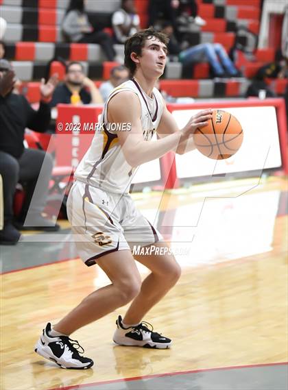 Thumbnail 1 in Salpointe Catholic vs. Maricopa (Phoenix Union High Classic) photogallery.