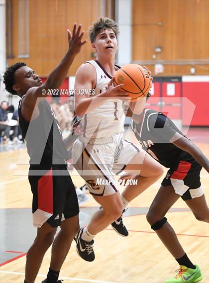 Thumbnail 3 in Salpointe Catholic vs. Maricopa (Phoenix Union High Classic) photogallery.