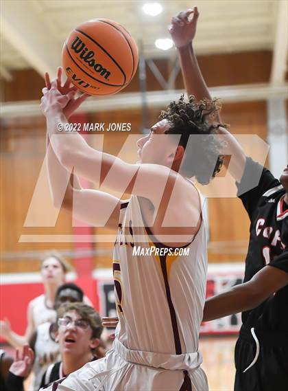 Thumbnail 1 in Salpointe Catholic vs. Maricopa (Phoenix Union High Classic) photogallery.