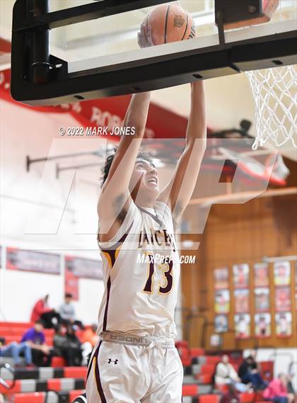 Thumbnail 1 in Salpointe Catholic vs. Maricopa (Phoenix Union High Classic) photogallery.