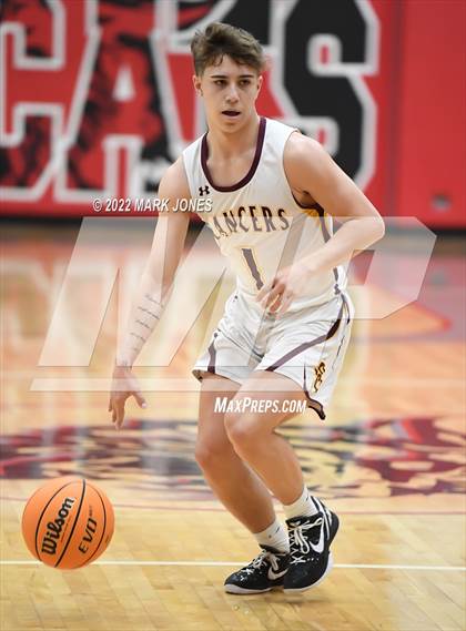 Thumbnail 3 in Salpointe Catholic vs. Maricopa (Phoenix Union High Classic) photogallery.