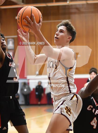 Thumbnail 3 in Salpointe Catholic vs. Maricopa (Phoenix Union High Classic) photogallery.