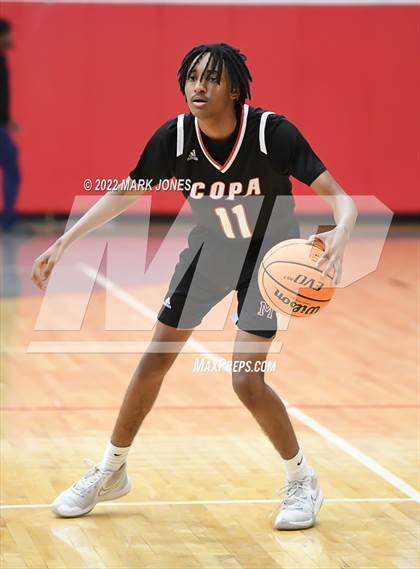 Thumbnail 2 in Salpointe Catholic vs. Maricopa (Phoenix Union High Classic) photogallery.