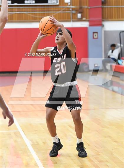 Thumbnail 2 in Salpointe Catholic vs. Maricopa (Phoenix Union High Classic) photogallery.
