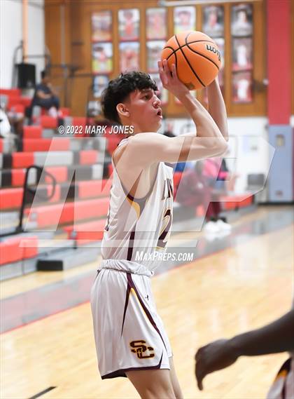 Thumbnail 2 in Salpointe Catholic vs. Maricopa (Phoenix Union High Classic) photogallery.
