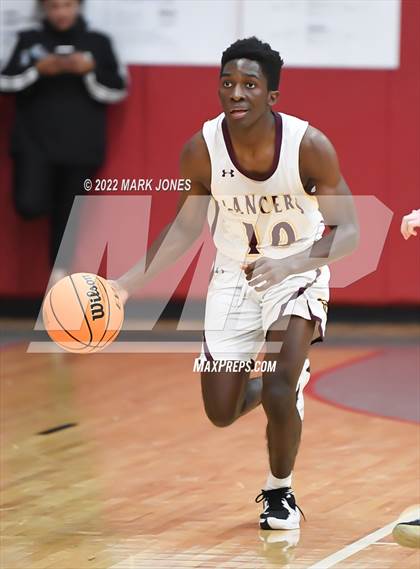 Thumbnail 2 in Salpointe Catholic vs. Maricopa (Phoenix Union High Classic) photogallery.