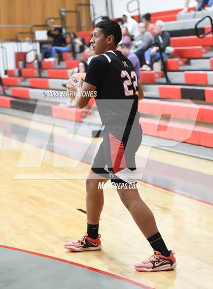 Thumbnail 1 in Salpointe Catholic vs. Maricopa (Phoenix Union High Classic) photogallery.
