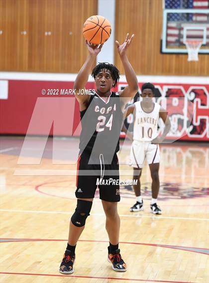 Thumbnail 1 in Salpointe Catholic vs. Maricopa (Phoenix Union High Classic) photogallery.