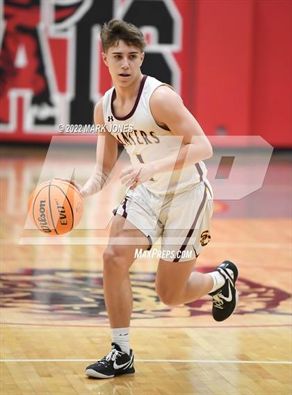 Thumbnail 2 in Salpointe Catholic vs. Maricopa (Phoenix Union High Classic) photogallery.