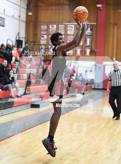 Thumbnail 1 in Salpointe Catholic vs. Maricopa (Phoenix Union High Classic) photogallery.