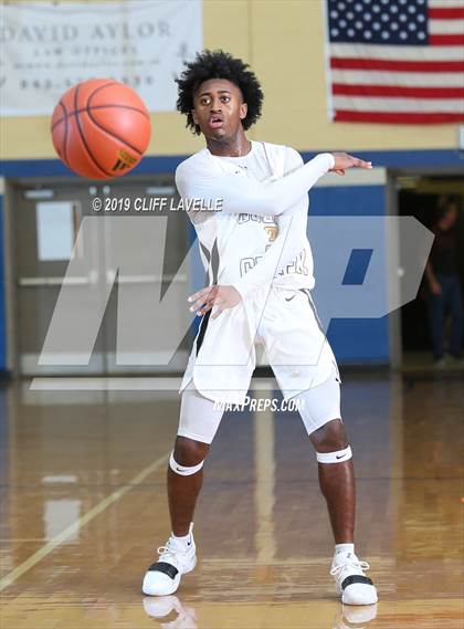 Thumbnail 3 in Georgetown Prep vs Goose Creek (Rotary Roundball Classic)  photogallery.