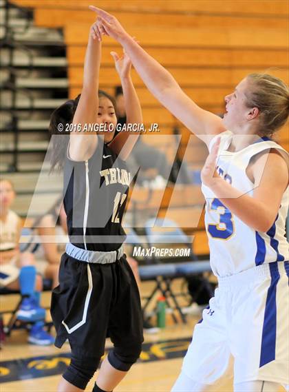 Thumbnail 2 in Rincon Valley Christian vs Buhach Colony (West Coast Jamboree) photogallery.