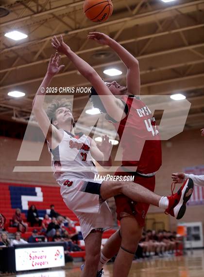Thumbnail 3 in Dysart vs Sahuaro (AIA 4A Quarterfinals) photogallery.