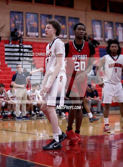 Thumbnail 1 in Dysart vs Sahuaro (AIA 4A Quarterfinals) photogallery.