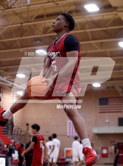 Thumbnail 3 in Dysart vs Sahuaro (AIA 4A Quarterfinals) photogallery.