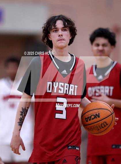 Thumbnail 3 in Dysart vs Sahuaro (AIA 4A Quarterfinals) photogallery.