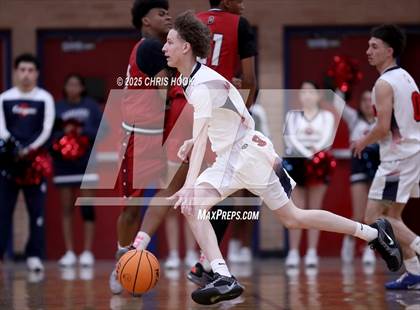 Thumbnail 2 in Dysart vs Sahuaro (AIA 4A Quarterfinals) photogallery.