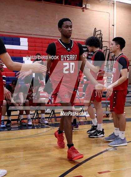 Thumbnail 3 in Dysart vs Sahuaro (AIA 4A Quarterfinals) photogallery.