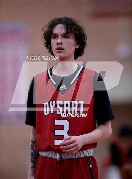 Thumbnail 3 in Dysart vs Sahuaro (AIA 4A Quarterfinals) photogallery.