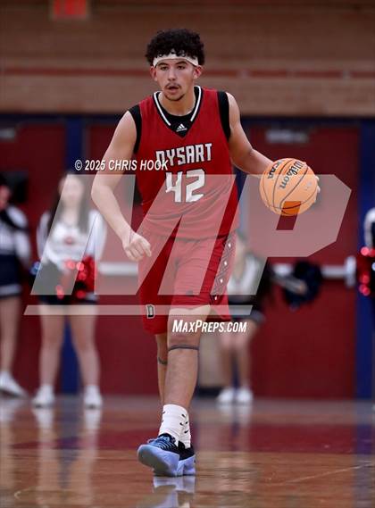 Thumbnail 2 in Dysart vs Sahuaro (AIA 4A Quarterfinals) photogallery.