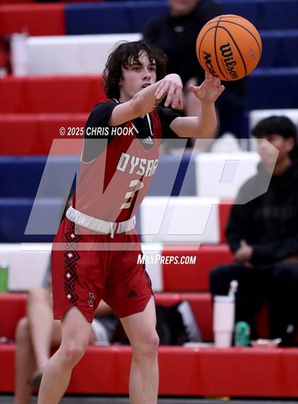Thumbnail 3 in Dysart vs Sahuaro (AIA 4A Quarterfinals) photogallery.