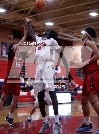 Thumbnail 3 in Dysart vs Sahuaro (AIA 4A Quarterfinals) photogallery.
