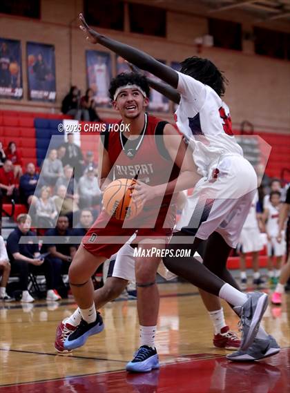 Thumbnail 3 in Dysart vs Sahuaro (AIA 4A Quarterfinals) photogallery.